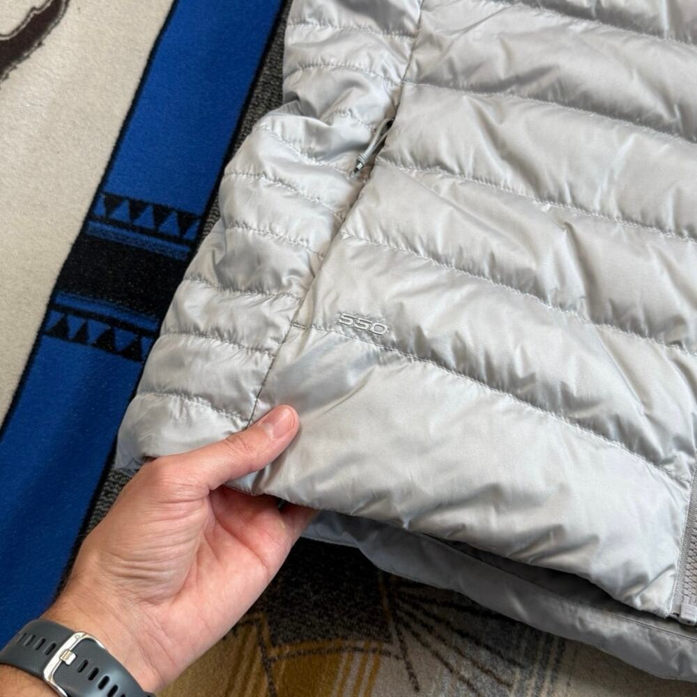 Women’s The North Face 550 Down Filled Puffer Vest Size 2XL Gray Outdoor - Picture 8 of 12